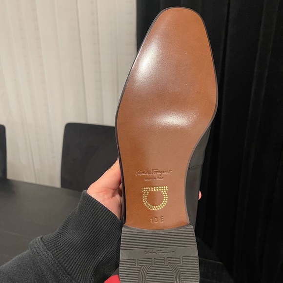 Salvatore Ferragamo MOCCASIN WITH GANCINI ORNAMENT Size 10